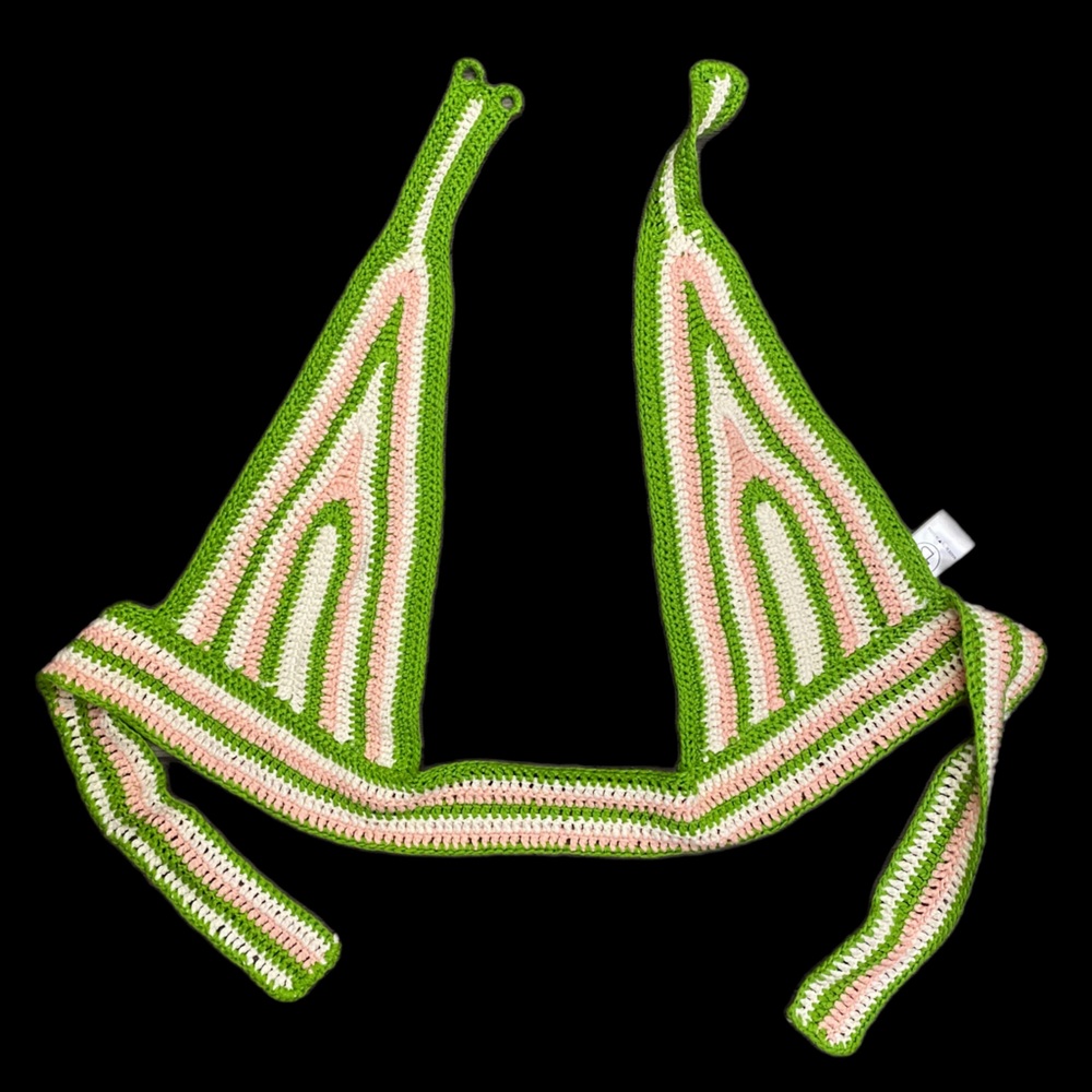 CROCHET HALTER NECK TOP
